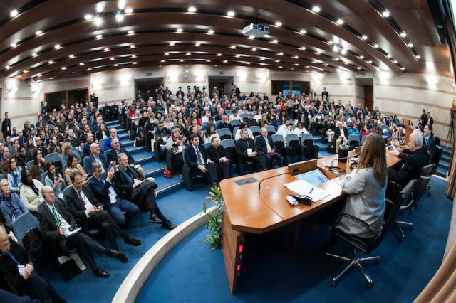 Comunicazione ed evangelizzazione: contesto, atteggiamenti ed esperienze